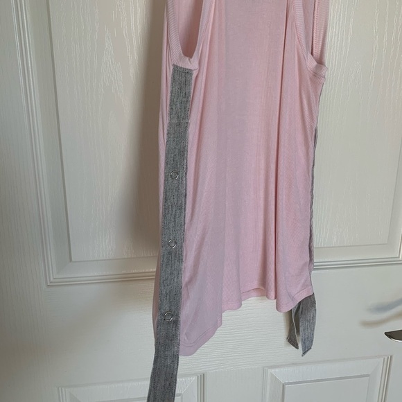 Feel The Piece: Tank Top - Size XS/S - Picture 4 of 6